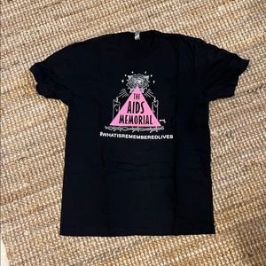 AIDS memorial T shirt. Fits a Small/Medium